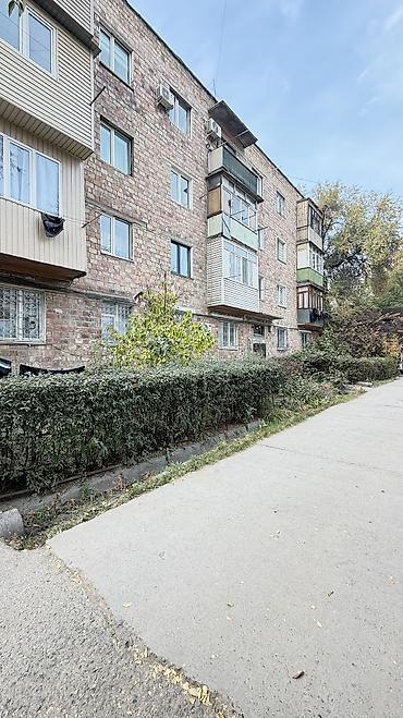 osh flats: 2 комнаты, 45 м², Индивидуалка, 3 этаж, Старый ремонт — 2