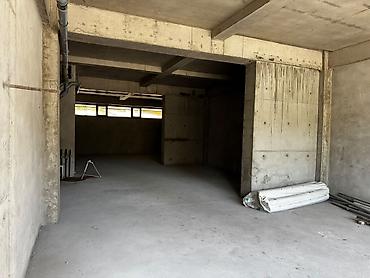 18: Сдаю The entire office: 130 м², В жилом комплексе, Без ремонта, 1 линия — 6