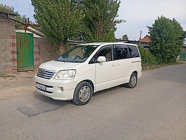 панель нексия 2: Toyota Noah: 2006 г., Бензин, Минивэн — 3