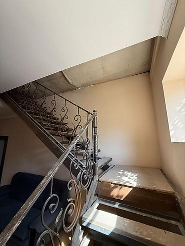 Үйлөрдү сатуу: 4 бөлмө, 150 м², 3 соток, Бишкек, Чекиш-Ата базары Кыймылсыз мүлк агенттиги — 2