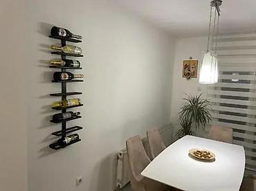 bubamara jastuk: POLICA ZA VINO MODEL XZ33 | Izrada nameštaja po meri Drvo&metal — 4