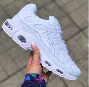 air max tn: Nike air max tn patike bele

NNovo 
Brojevi 36 do 41