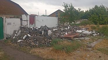 Продажа коттеджей и домов: Продаю дом в новопокровке ройон пост гай участок по документам 6 соток — 13