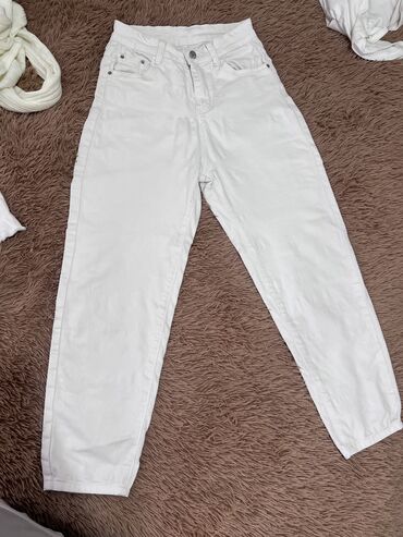 брюки джинсы женские: Мом, Бели орто