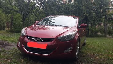 3 kameralı videoregistrator: Hyundai Elantra: 1.8 л | 2013 г. Седан