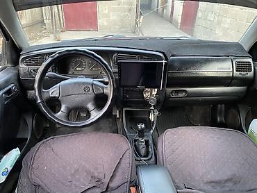 devo matiz: Volkswagen Vento: 1996 г., 1.8 л, Механика, Бензин, Седан — 8