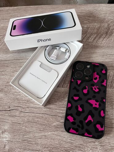 Apple iPhone: IPhone 14 Pro, 256 ГБ, Deep Purple, Зарядное устройство, Защитное стекло, Чехол, 96 %