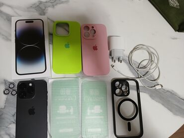 Apple iPhone: IPhone 14 Pro, Б/у, 128 ГБ, Alpine Green, Зарядное устройство, Защитное стекло, Чехол, 94 %