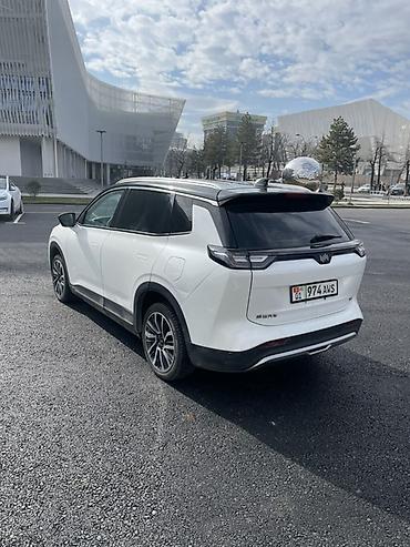 Weltmeister: Weltmeister W6, 2021 г., 80000 км, Передний, В наличии — 5