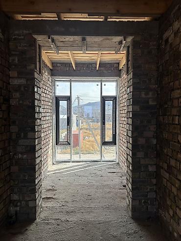 Продажа коттеджей и домов: 🔥Продается Дом 🔥 🏡Район: Оскон Ордо ✅Участок: 4соток 📍Площадь: 255 — 17