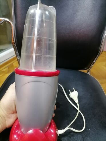 Blenderi, mikseri: Blender 500w manji Fišer Nemačka sa jednom posudom
 Mirjevo — 3