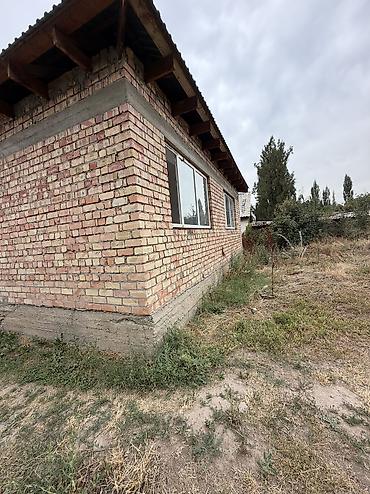 Продажа коттеджей и домов: 5 комнат, 100 м², 11 соток, Бишкек, Риэлтор — 3