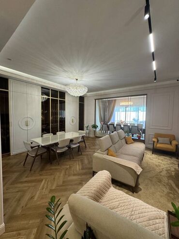 Продажа домов: Дом, 217 м², 5 комнат, Риэлтор, Дизайнерский ремонт