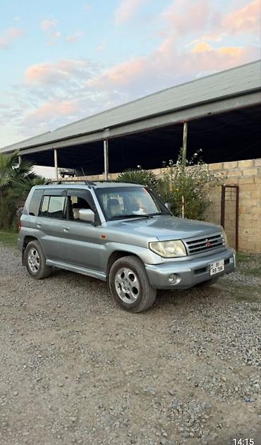 dt 75 traktor satisi: Mitsubishi Pajero iO, gümüşü rəng, 5 qapılı kompakt SUV — 1