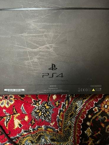 google pixel 1: PlayStation 4 (оригинальная версия, модель CUH-1xxx). Черный корпус — 3