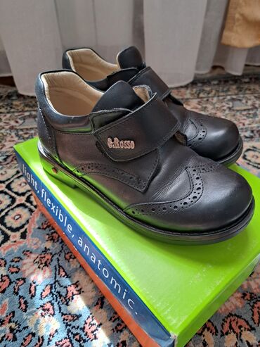 обувь мужская зима: Школьная обувь полностью кожаная . Турецкая фирма. 32 размер