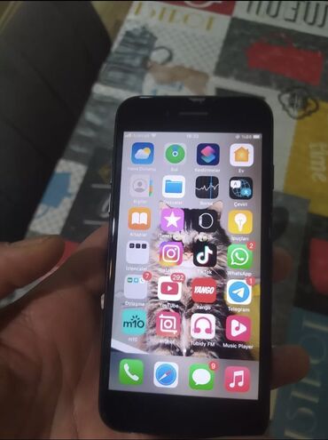 ayfon 30: IPhone 7, 32 GB, Qara, Barmaq izi