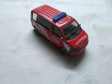 Autići: Siku VW Transporter oko 1:87(8 cm. ), malo izgreban,fale z.vrata, gume — 1