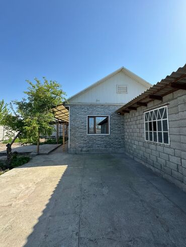 киргизия дом: 40 м², 1 комната, Свежий ремонт Без мебели