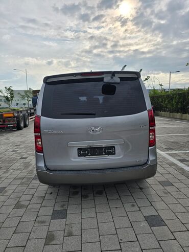 Hyundai: Hyundai H-1 (Grand Starex): 2019 г., 2.5 л, Типтроник, Дизель, Минивэн at lalafo.kg — 21 Hyundai: Hyundai H-1 (Grand Starex): 2019 г., 2.5 л, Типтроник, Дизель, Минивэн — 21