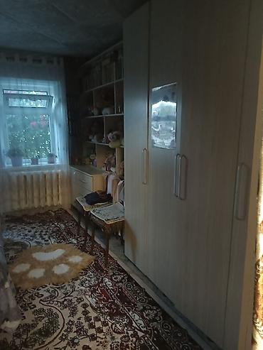 Продажа коттеджей и домов: Продаётся жилой дом с благоустроенными помещениями. - Кухня — 12