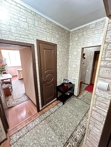 Продажа квартир: 3 комнаты, 75 м², 106 серия, 2 этаж, Евроремонт