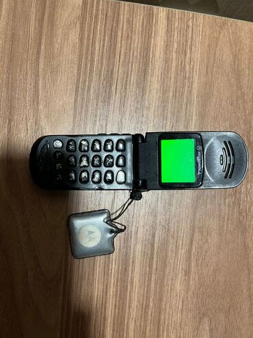 Motorola: Motorola Şarm, rəng - Qara, Düyməli
