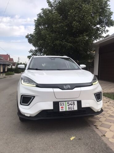 машинаны: Weltmeister EX5, 2020 г., 111000 км, Алдыңкы, Бар