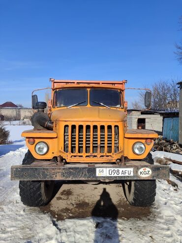 Другие Автомобили: Продаю Урал в хорошем состоянии прошу 13.000$ прошу не конкретных не