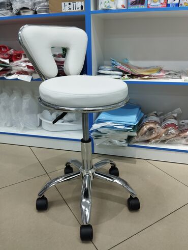 Медицинская мебель: Косметический стульчик со спинкой -Белого цвета