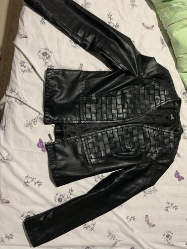 ������������ ������������ �� �������������� в Кыргызстан | КУРТКИ: Женская куртка S (36), цвет - Черный