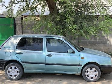 golf b4: Volkswagen Golf: 1993 г., 1.6 л, Механика, Бензин, Хэтчбэк — 3