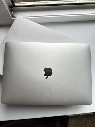зарядка на ноутбук lenovo: Ноутбук, Apple, 8 ГБ ОЭТ, Apple M1, Колдонулган, Татаал эмес тапшырмалар үчүн
