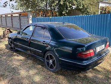 Mercedes-Benz E-Class: 2001 г., 2.9 л, Механика, Бензин