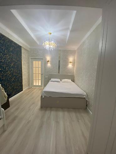 сквер: 2 комнаты, 43 м², сквер Тоголок Молдо Элитка, 11 этаж, Евроремонт — 1