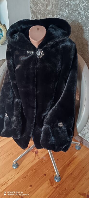 Kürklər: Şuba tecil satlir baha alnib tecil ‼️ satlir 130 azn zeazi bine — 7