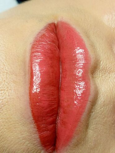 Косметология: Косметология, Биоревитализация, Ботулинотерапия, Контурное моделирование, Гипоаллергенные материалы, Консультация, Сертифицированный косметолог — 27