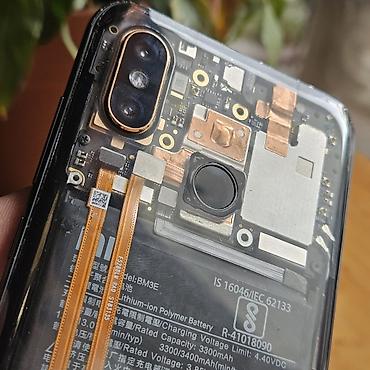 нокиа 8110 4g цена: Mi 8 128/6 transparent edition
Super AMOLED
Snapdragon 845 — 1