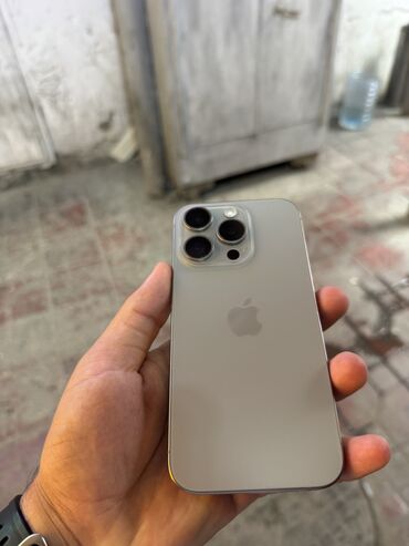 ayfon dubayski: IPhone 15 Pro, 256 ГБ