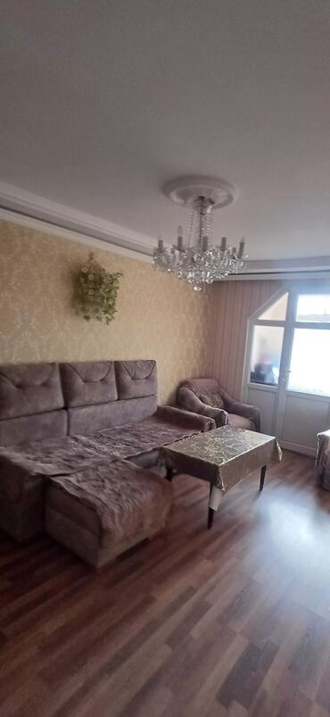 стол из дуба: Mebel dəsti – dəbdəbəli qonaq və yataq otağı Komplektin tərkibi: -
