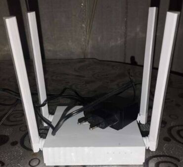 Monitorlar: 4 girişli, Modem Wi-Fi, router TP-LINK ARCHER C24 AC 750