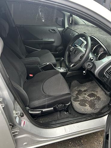 Honda: Honda Fit: 2004 г., 1.5 л, Автомат, Хэтчбэк — 7