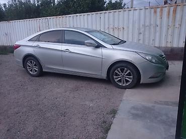 кобальт 2013: Hyundai Sonata: 2012 г., Седан — 3