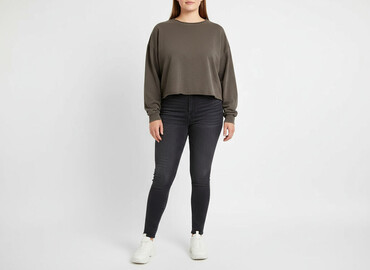kaszubska koszula: Women`s sweatshirt, size 6XL