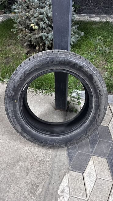 колесо для газ 53: Шины 215 / 55 / R 17, Зима, Б/у, 1 шт, Легковые, Япония, Bridgestone