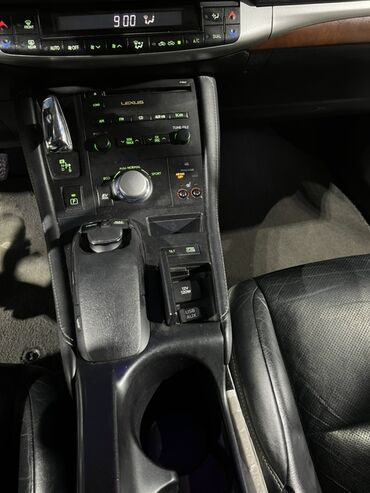 Lexus: Lexus CT: 2011 г., 1.8 л, Вариатор, Гибрид, Хэтчбэк — 6