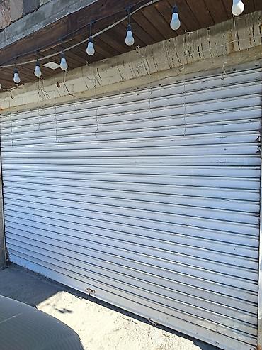 islenmis demir qapilar: Metall jalüz qapı – geniş ölçülü, üfüqi lamelli, əl ilə yuxarı-aşağı — 1