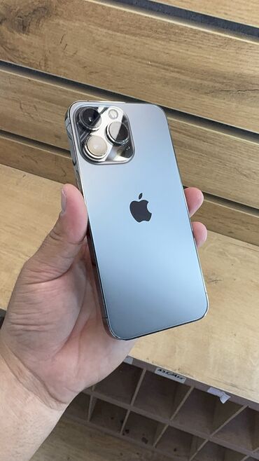 Apple iPhone: IPhone 13 Pro, Б/у, 128 ГБ, 82 %
