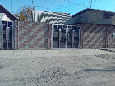 продаю дом в селе ленинское: Дом, 106 м², 3 комнаты, Собственник, Косметический ремонт