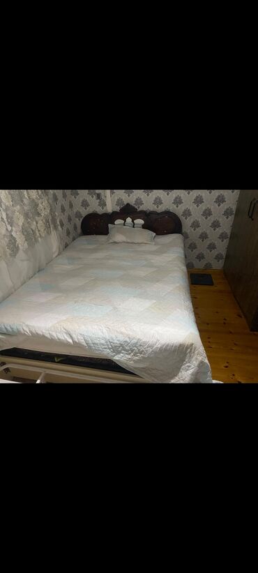apşivka taxta: İkinəfərlik çarpayı, Bazalı, Matras ilə, Siyirməli